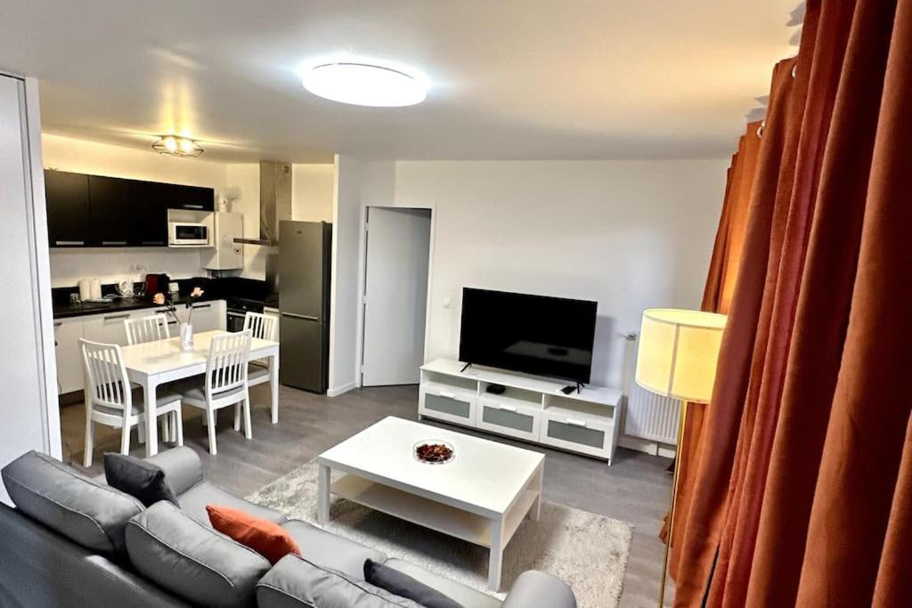 Appartement Cozy - Quartier Residentiel Melun Exteriér fotografie