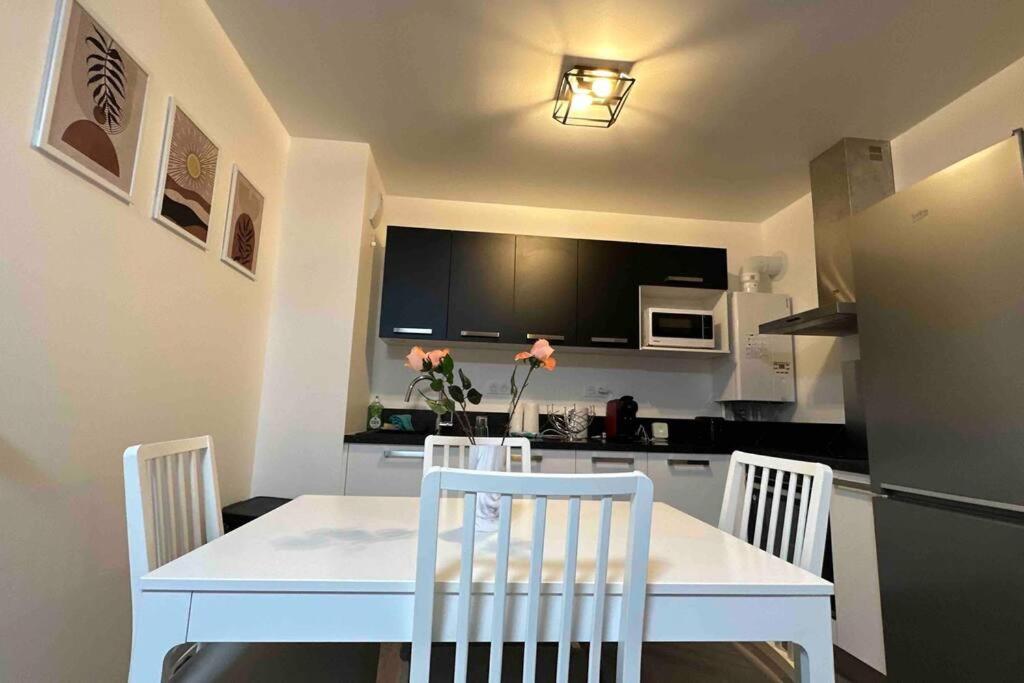 Appartement Cozy - Quartier Residentiel Melun Exteriér fotografie