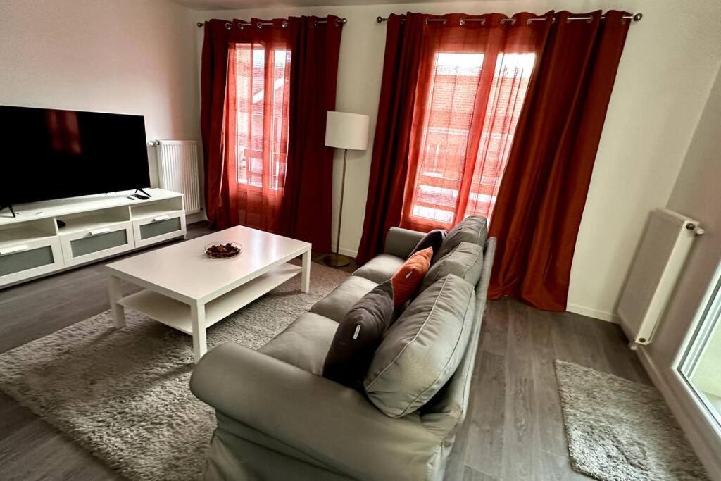 Appartement Cozy - Quartier Residentiel Melun Exteriér fotografie