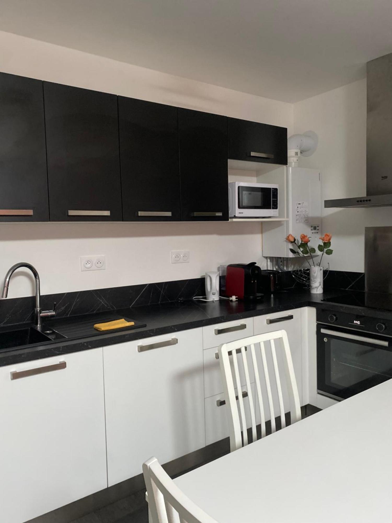 Appartement Cozy - Quartier Residentiel Melun Exteriér fotografie