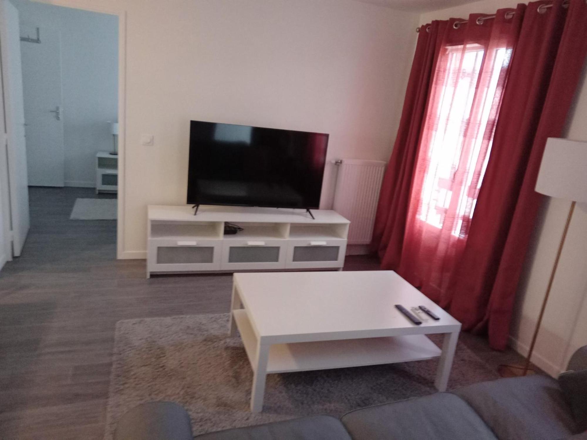 Appartement Cozy - Quartier Residentiel Melun Exteriér fotografie