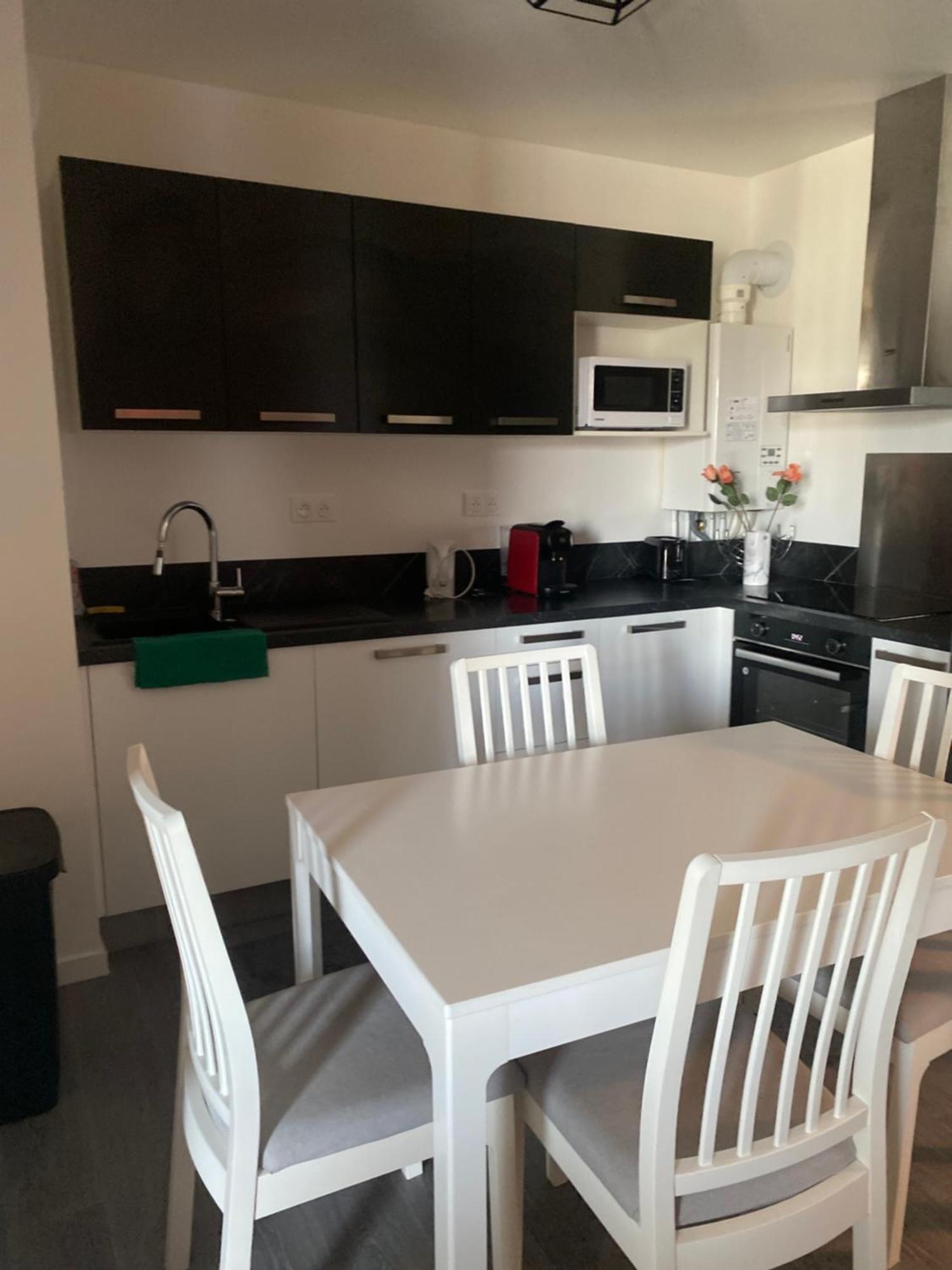 Appartement Cozy - Quartier Residentiel Melun Exteriér fotografie